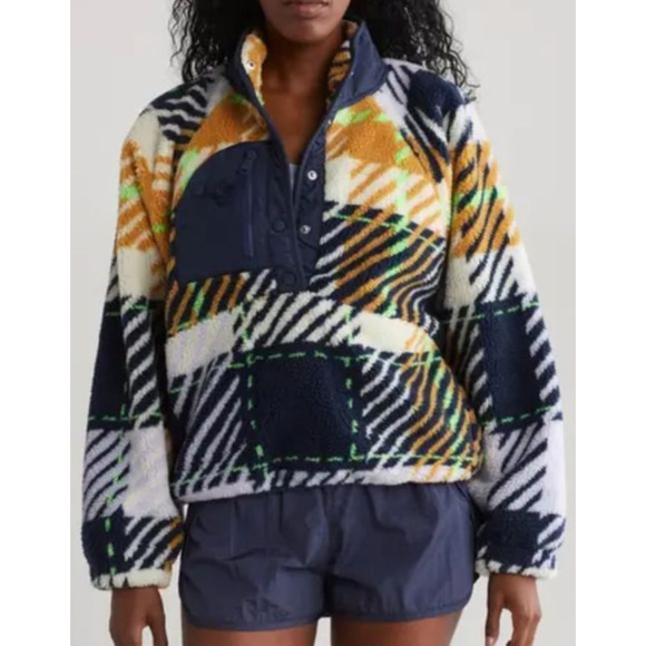 NEW FREE PEOPLE FP MOVEMENT PLAID ROCKY RIDGE PULLOVER FLEECE JACKET COAT XS - Picture 1 of 10